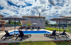 5 Bedroom Stunning Home In Nedescina